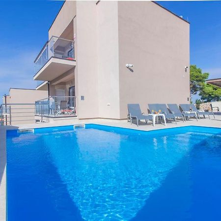 Villa top of Murter, one bedroom apartment Buitenkant foto