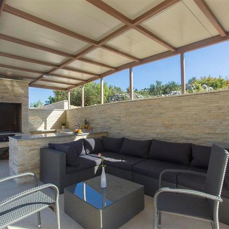 Villa top of Murter, one bedroom apartment Buitenkant foto