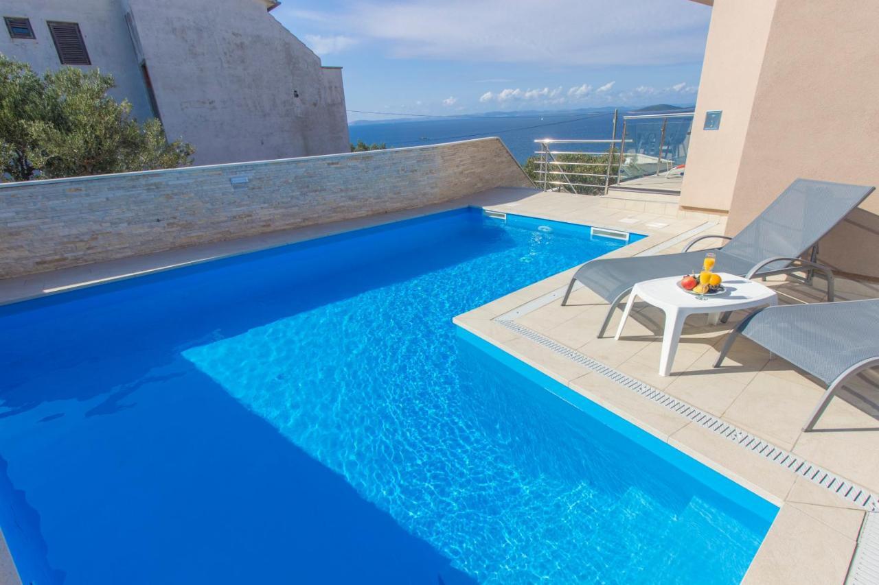 Villa top of Murter, one bedroom apartment Buitenkant foto