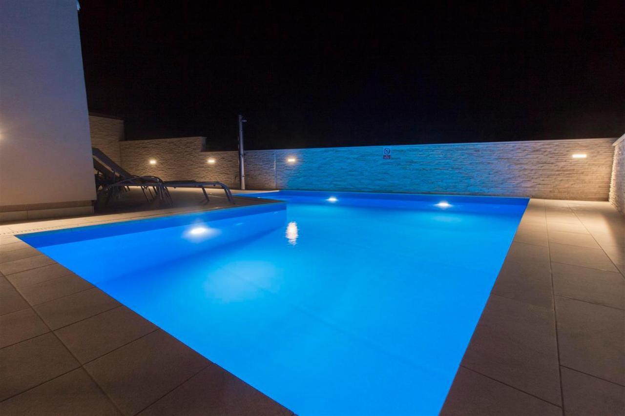 Villa top of Murter, one bedroom apartment Buitenkant foto