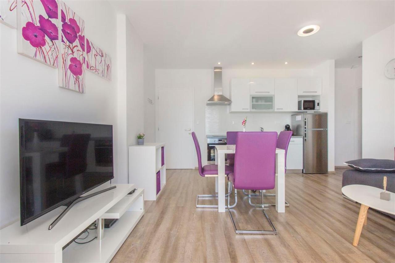 Villa top of Murter, one bedroom apartment Buitenkant foto