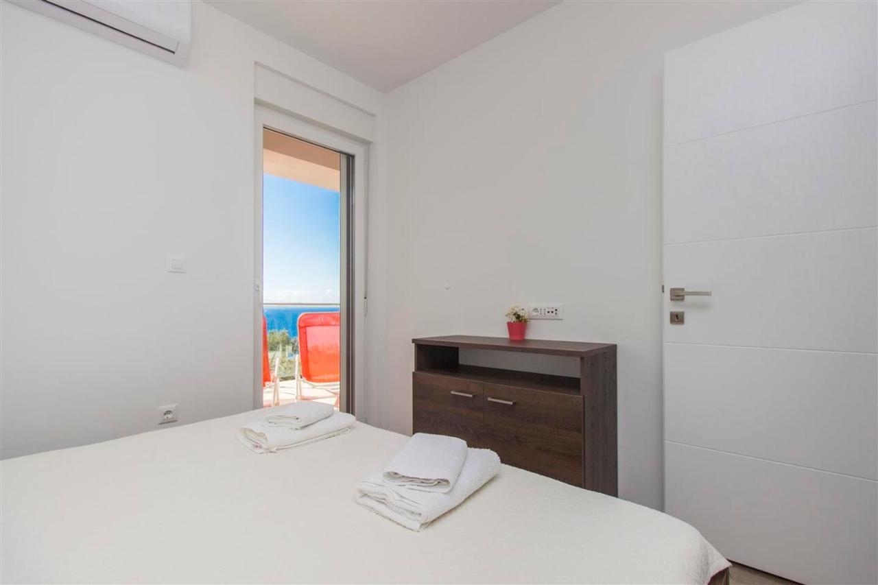 Villa top of Murter, one bedroom apartment Buitenkant foto