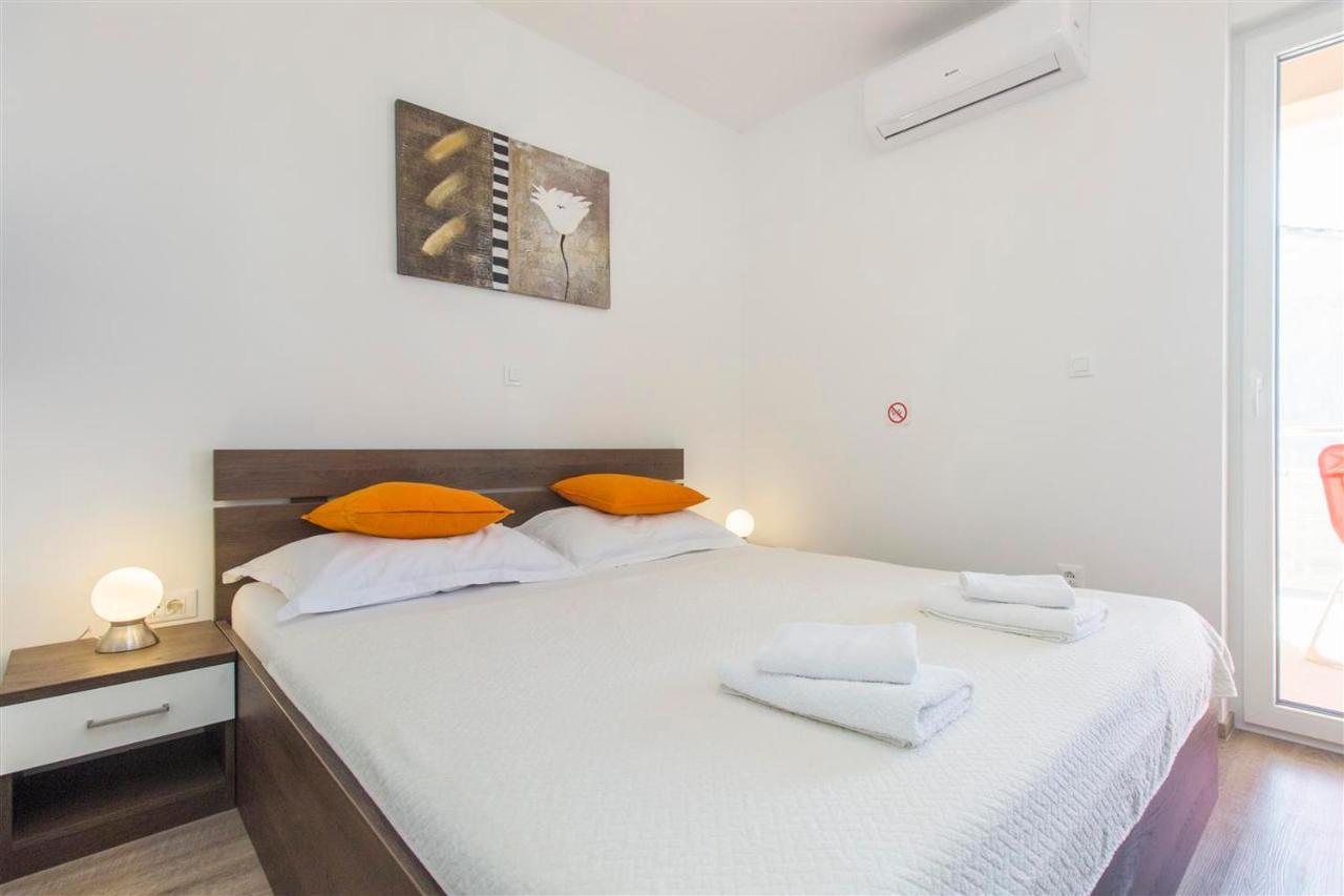 Villa top of Murter, one bedroom apartment Buitenkant foto
