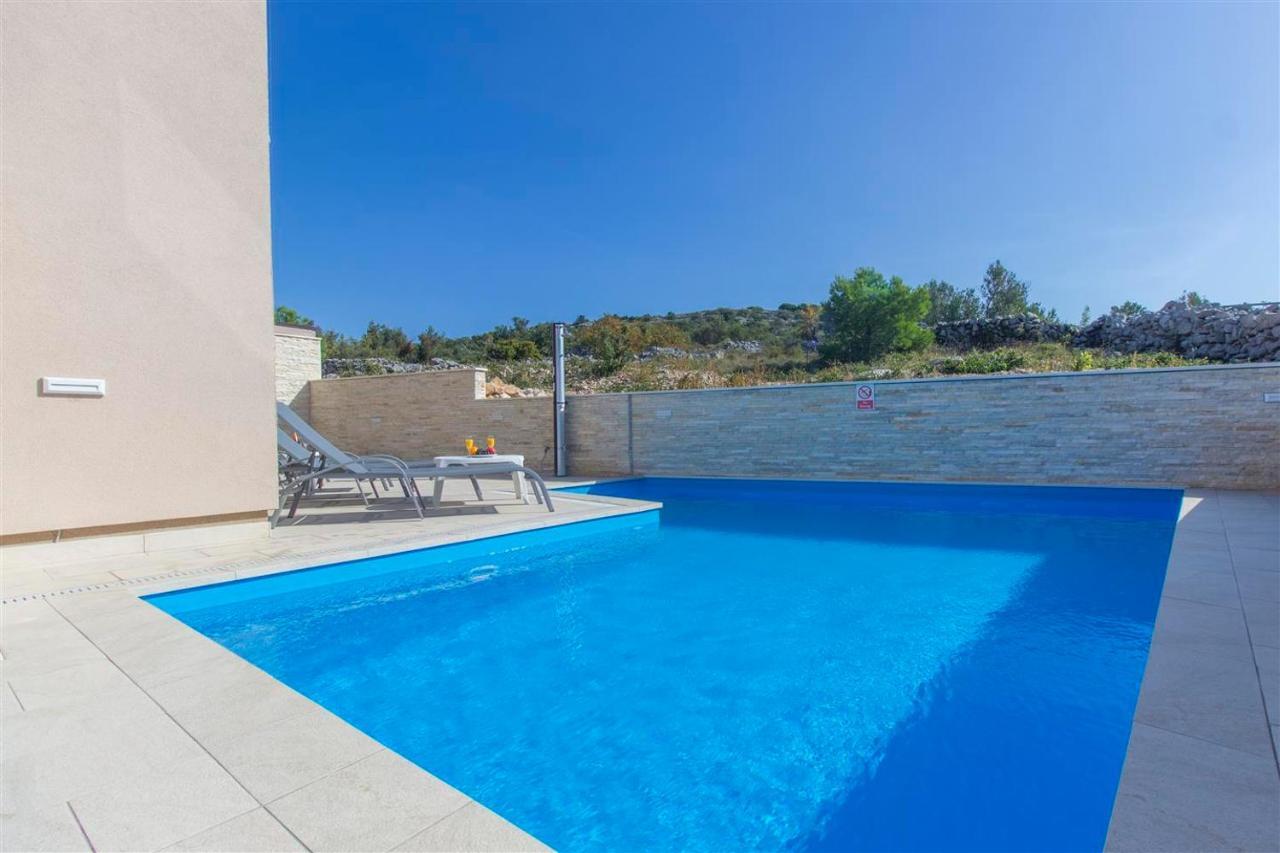 Villa top of Murter, one bedroom apartment Buitenkant foto